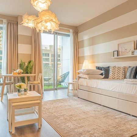 First Class Studio With Dubai Downtown Boulevard View Apartment Luaran gambar